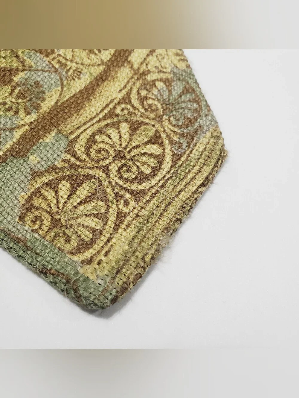 Fendi Men's Italian Silk Neck Tie Multicolor Paisley Pattern 57x3.75
